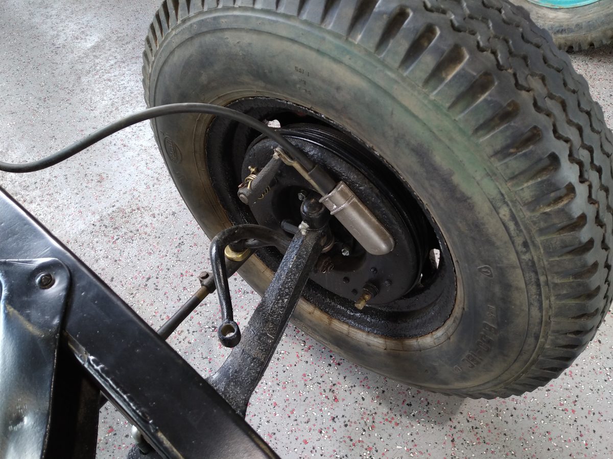Freios a cabo — GAZ M-1