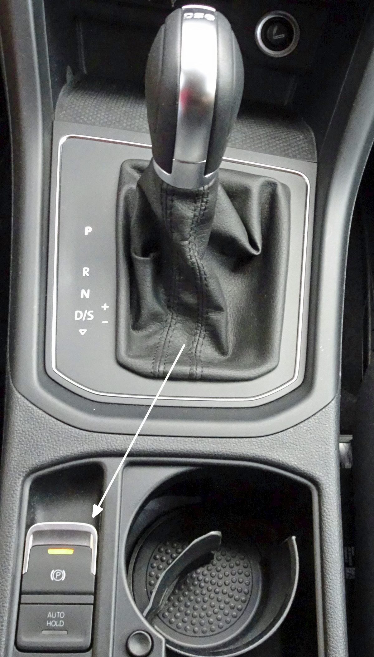 Botão de freio de estacionamento elétrico — VW Touran