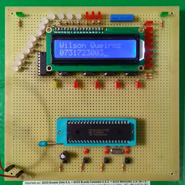 PIC18F4550 LCD